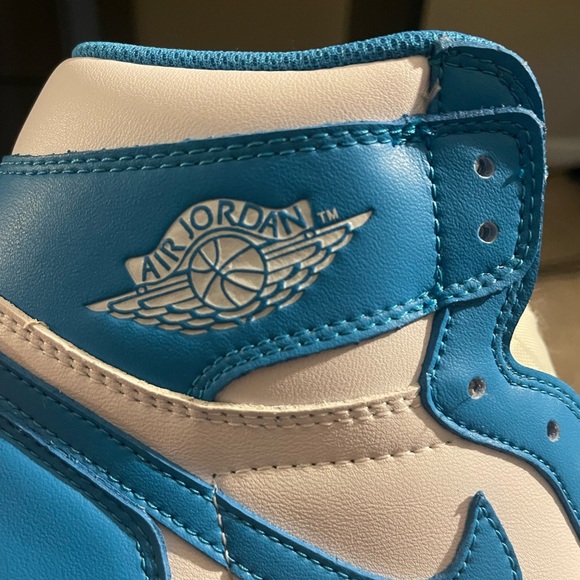 (Sold) AIR JORDAN 1 RETRO HIGH OG 'UNC’ - Picture 5 of 5
